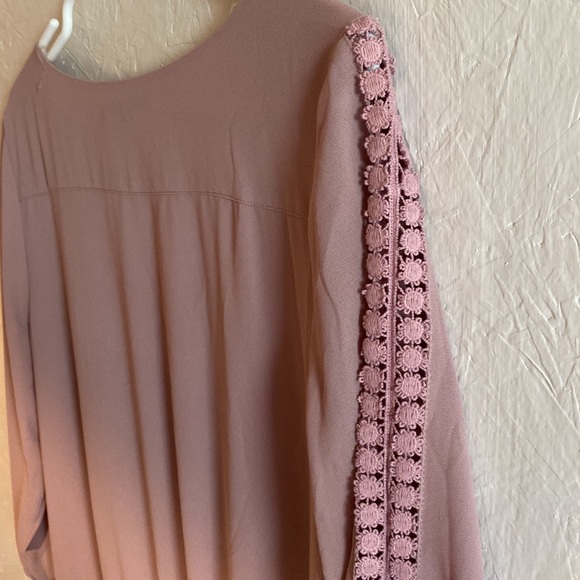 Dress - Picture 3 of 6